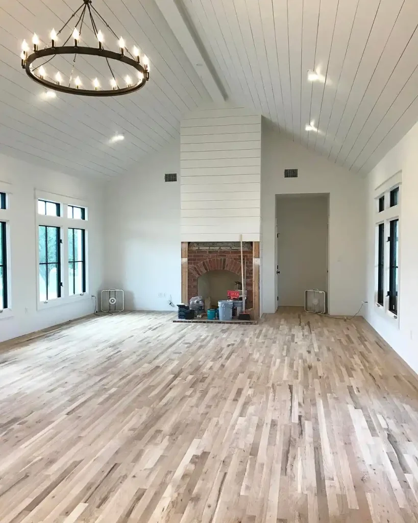 Ceilings shiplap differ from tongue-and-groove