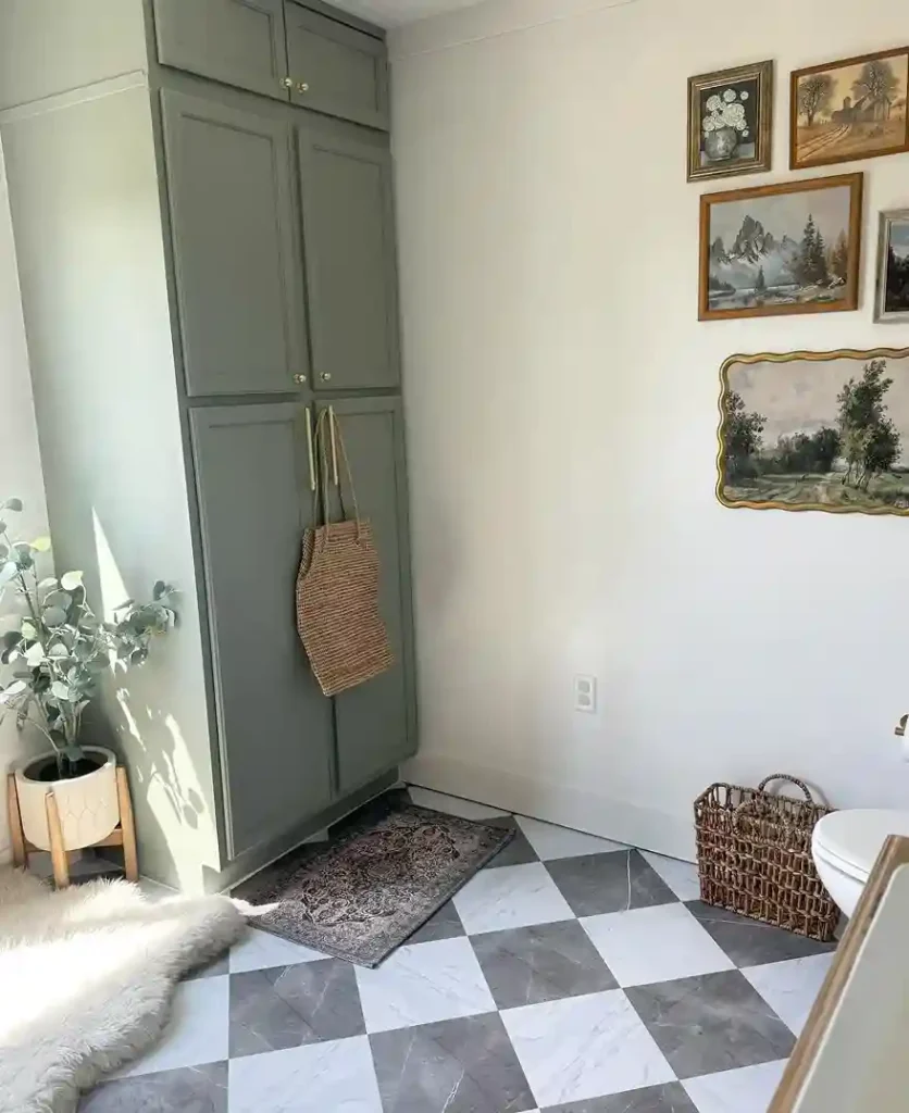 Classic Black & White Checkerboard