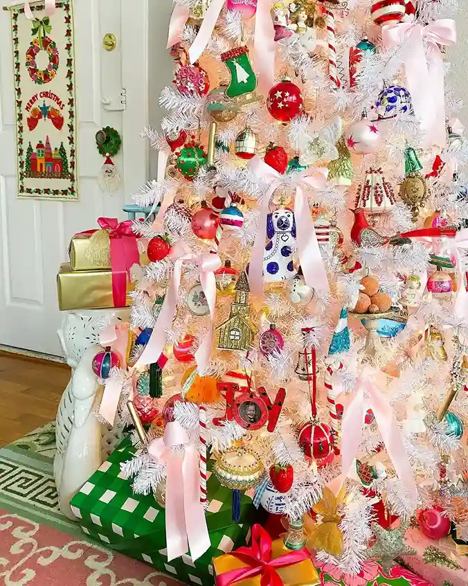Christmas Tree Vintage Garland