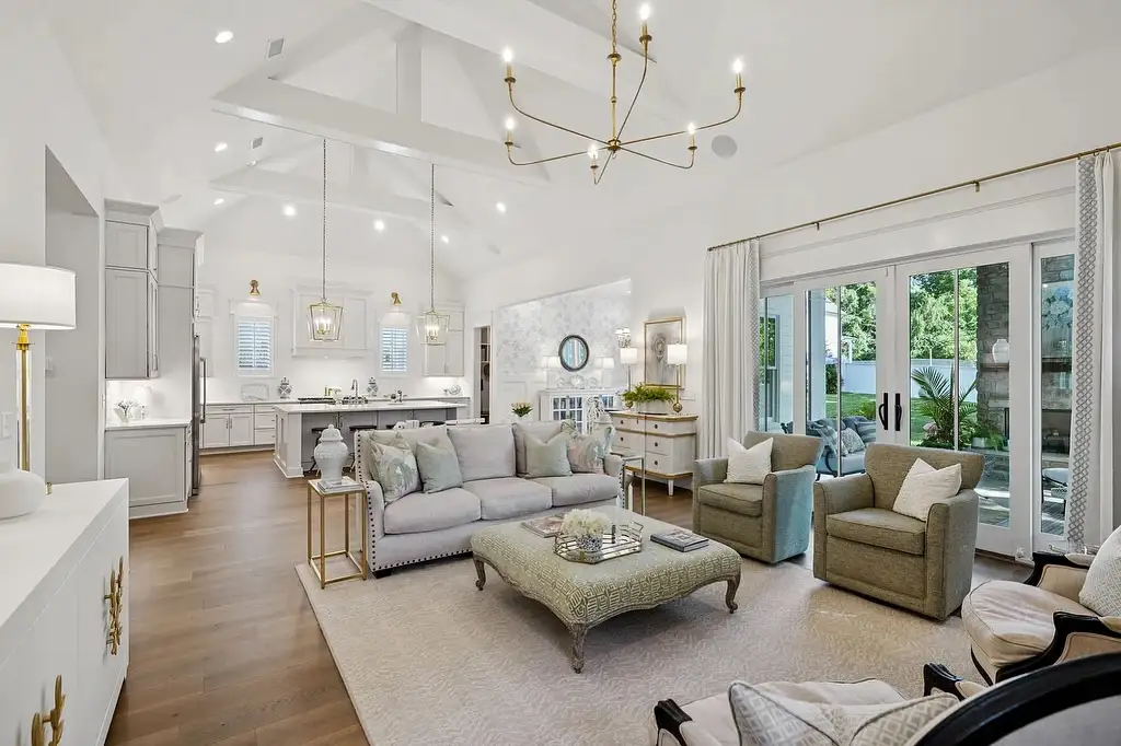 Vaulted Ceilings Wood Beam Character