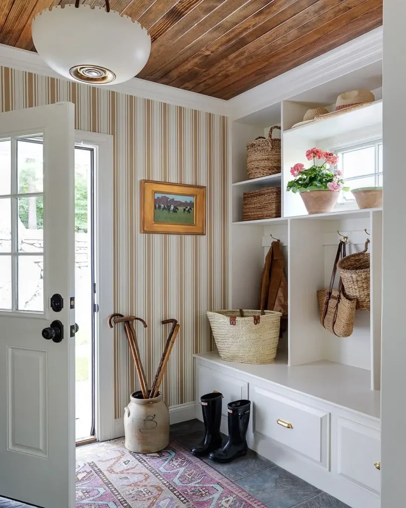 Cheap Wall Covering Ideas Stripes or Pattern