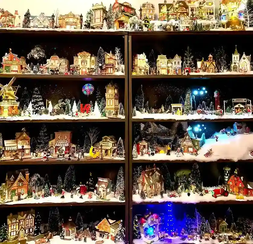 Corner Cabinet or Hutch Display