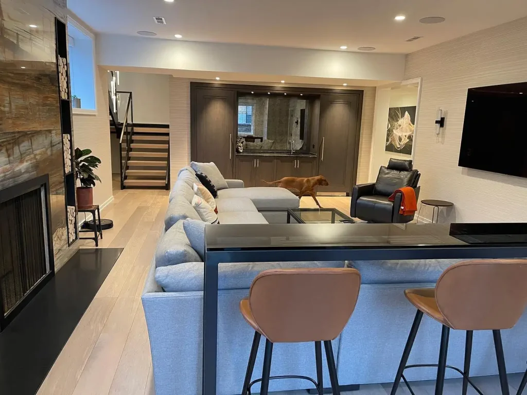 Basement recreation room