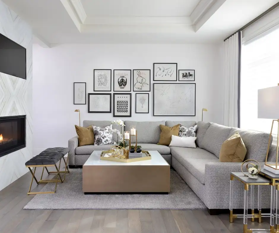 Round coffee table Layering with Trays